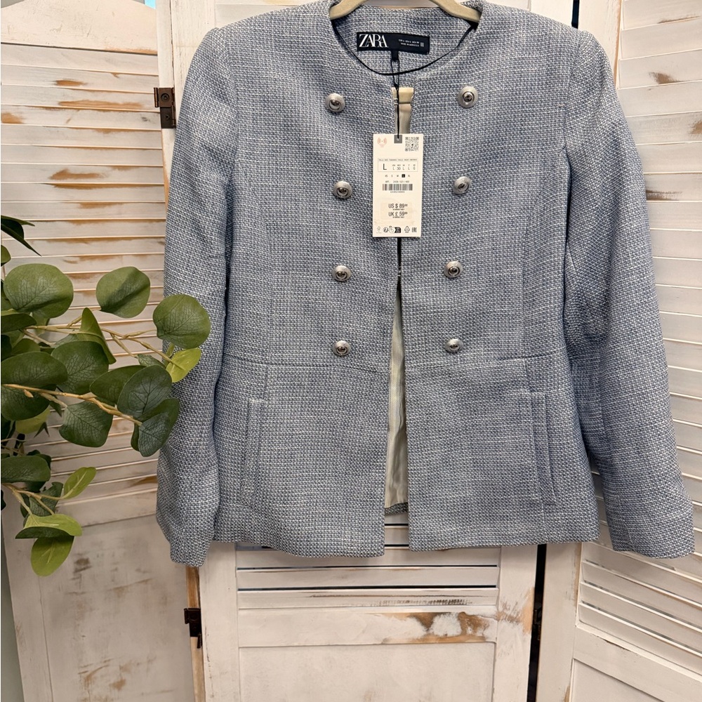✨ Zara Light Blue Textured Bouclé Jacket – NWT – Size L